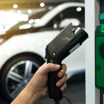 Key Factors to Consider Before Making the Switch to an Electric Vehicle